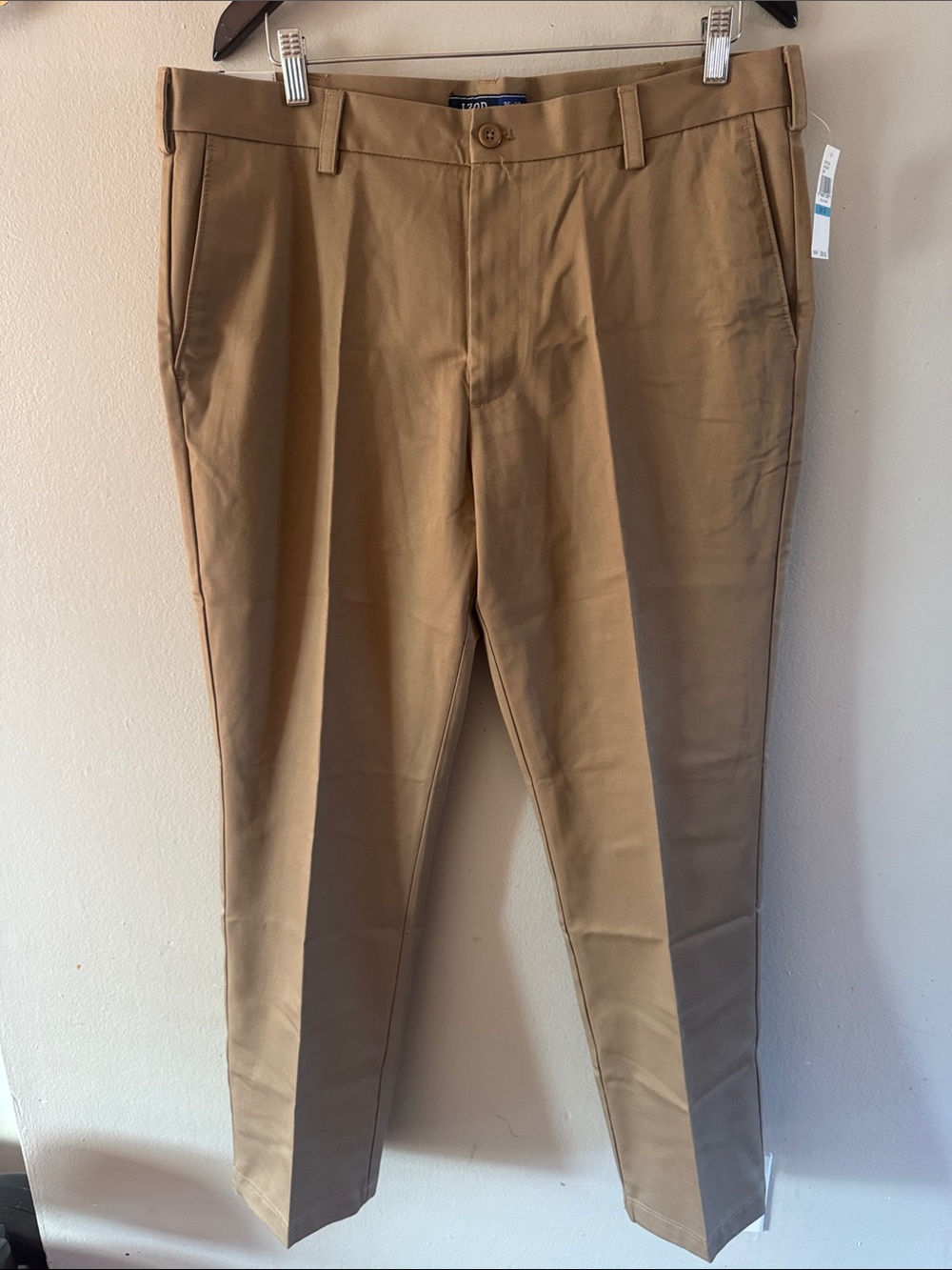 Men's Classic Chino Pants in Khaki
